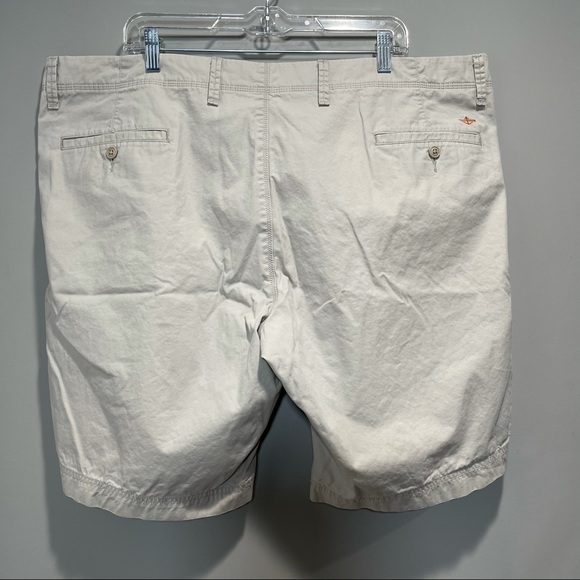 Dockers Flat front shorts for men size 44 - Picture 6 of 10